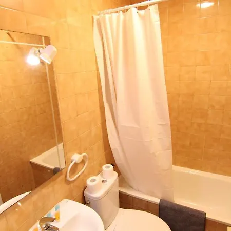 شقة Spacious Family Flat By Canary365 *